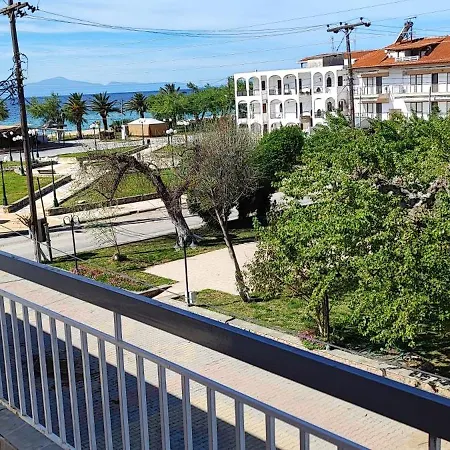 Makis Apartments Flogita Exterior photo