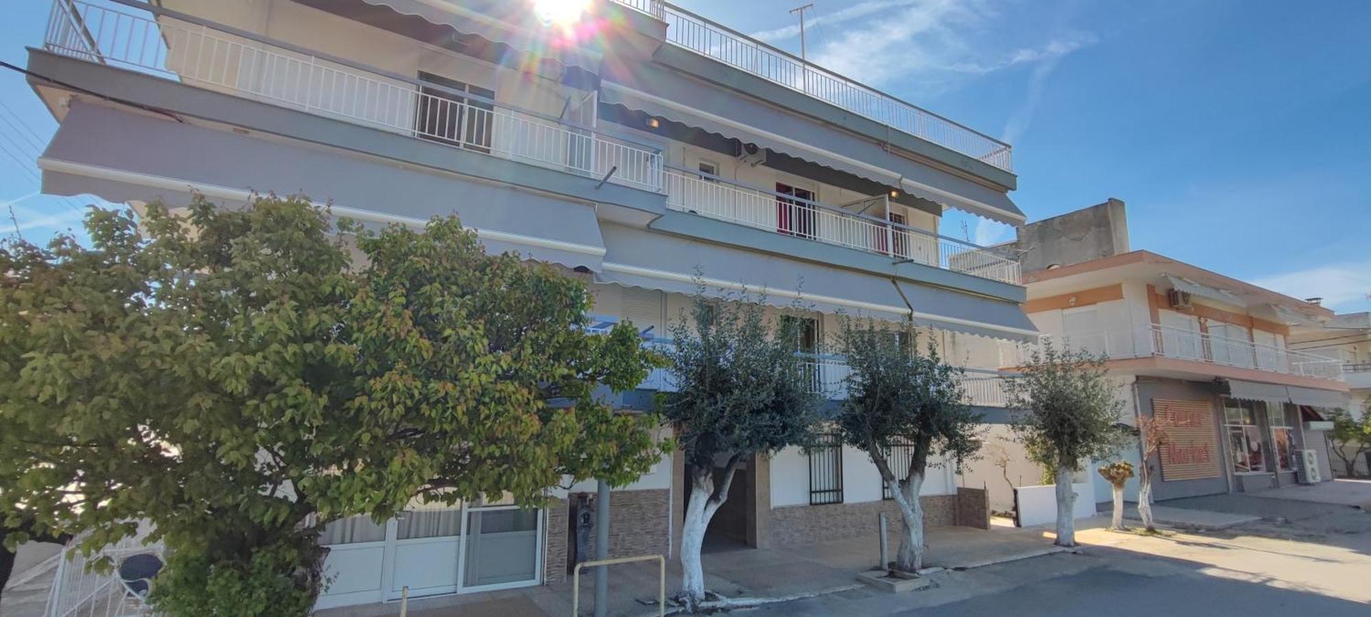 Apartment Makis Flogita