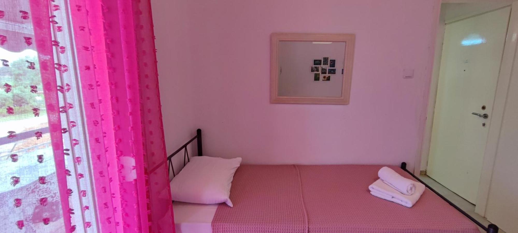 Apartment Makis