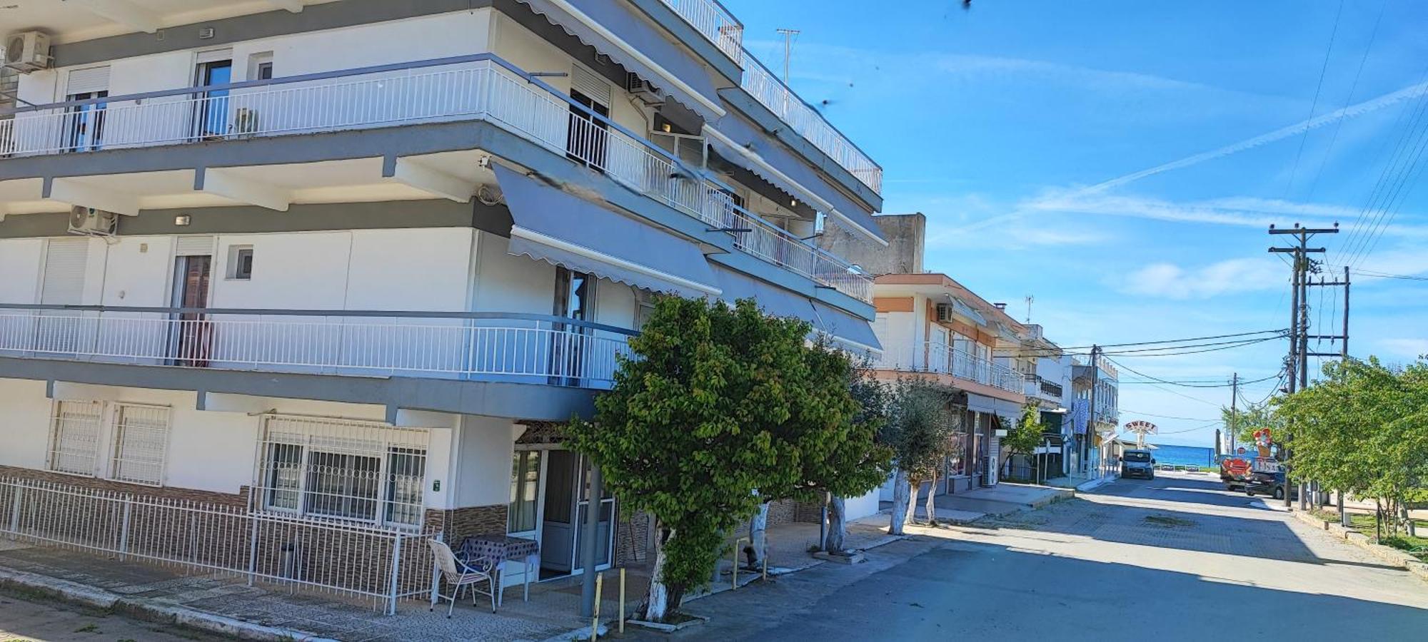 Apartment Makis Flogita