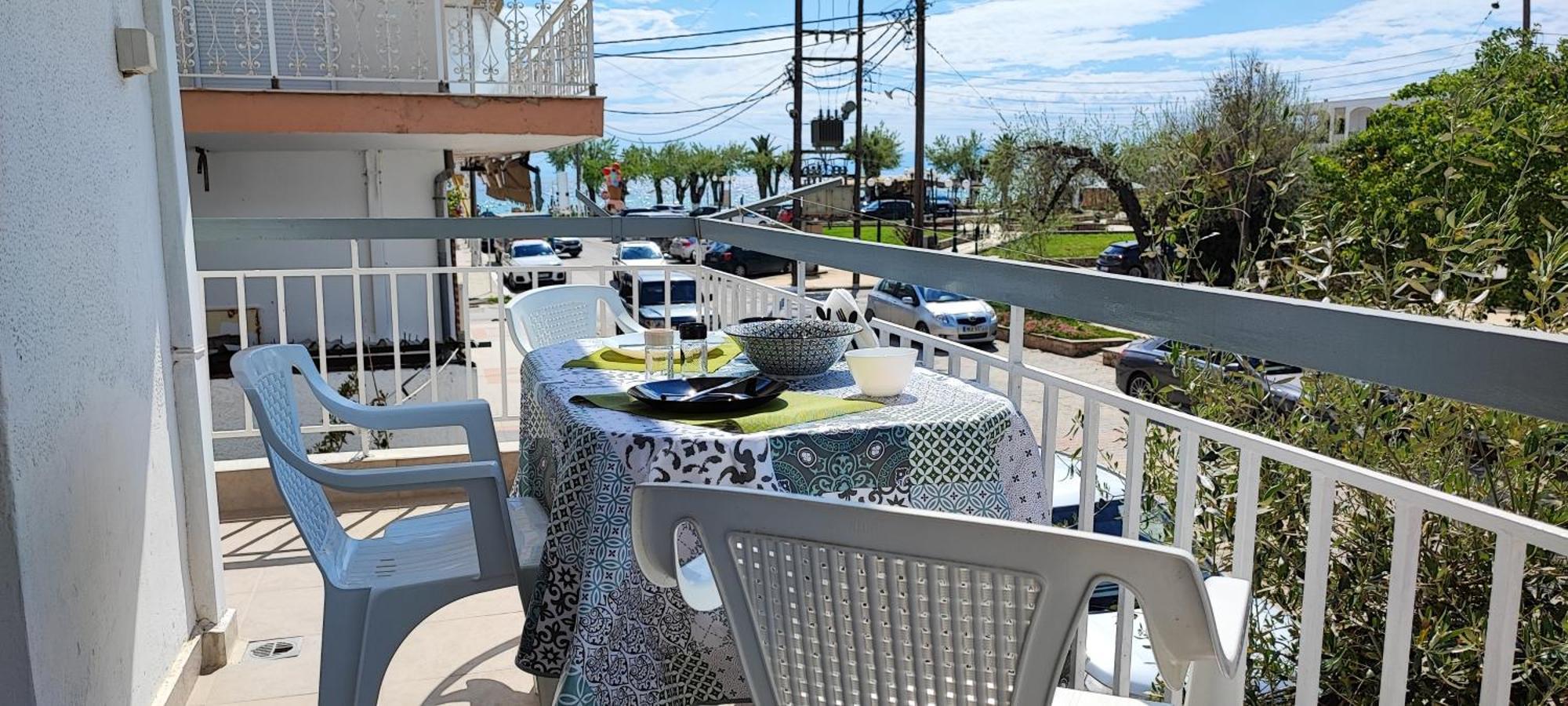 Apartment Makis Flogita