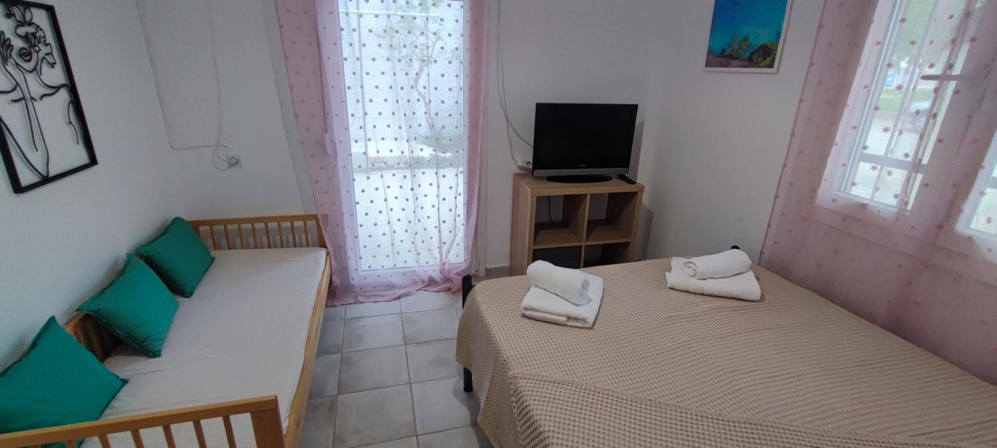 Apartment Makis